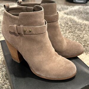 Michael Taupe Bootie